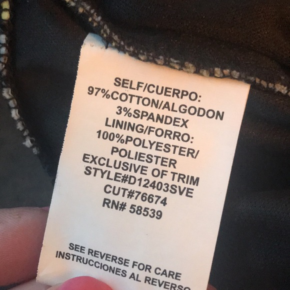 Adorable stapless summer dress. - Picture 8 of 15